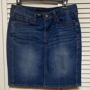 Levi’s Blue Jean Denim Skirt Size 6